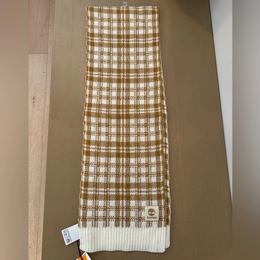 Timberland Houndstooth Gold and Cream Knit Scarf New With Tags